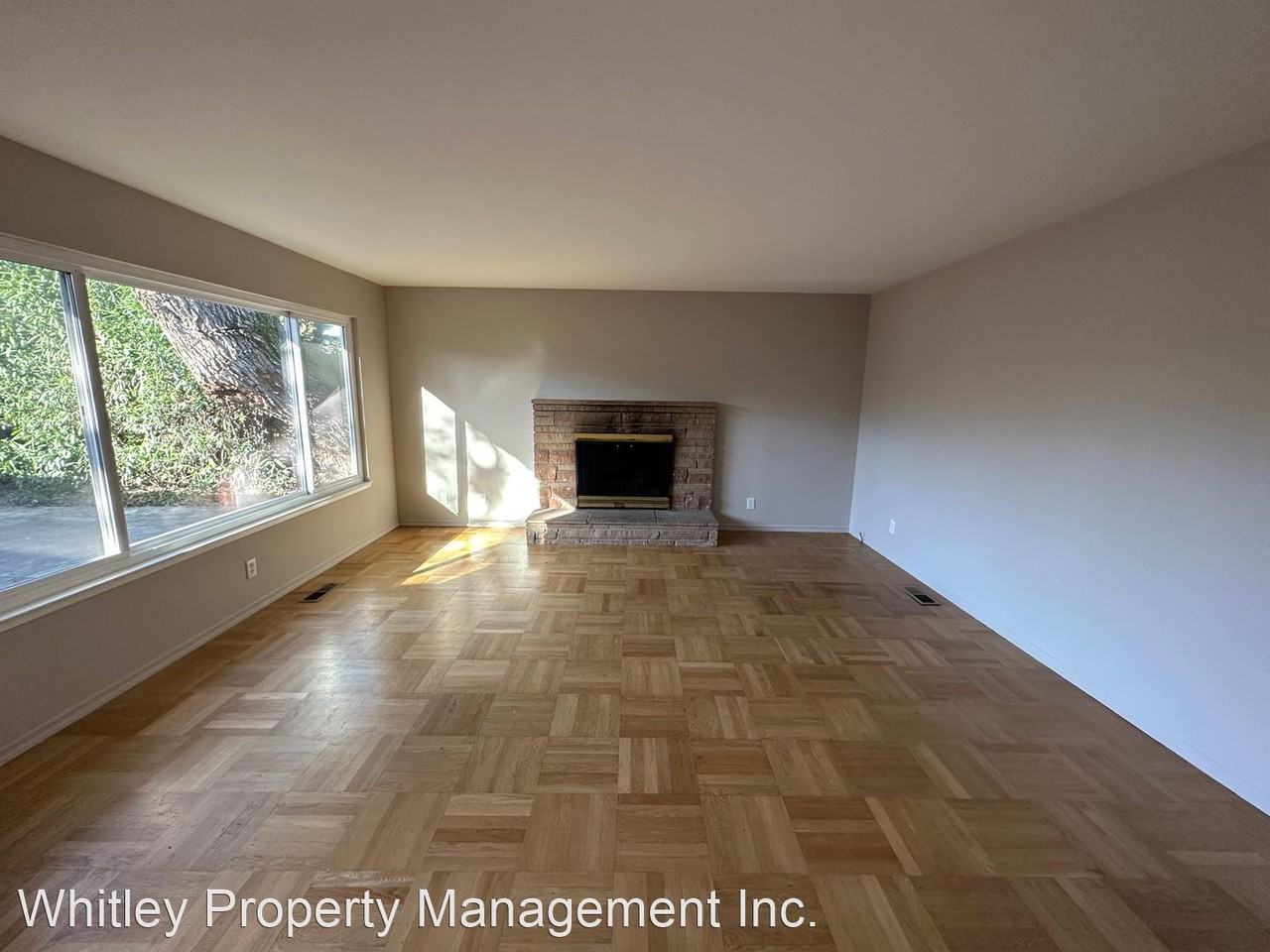 1525 Hudson Street - Photo 2 of 14
