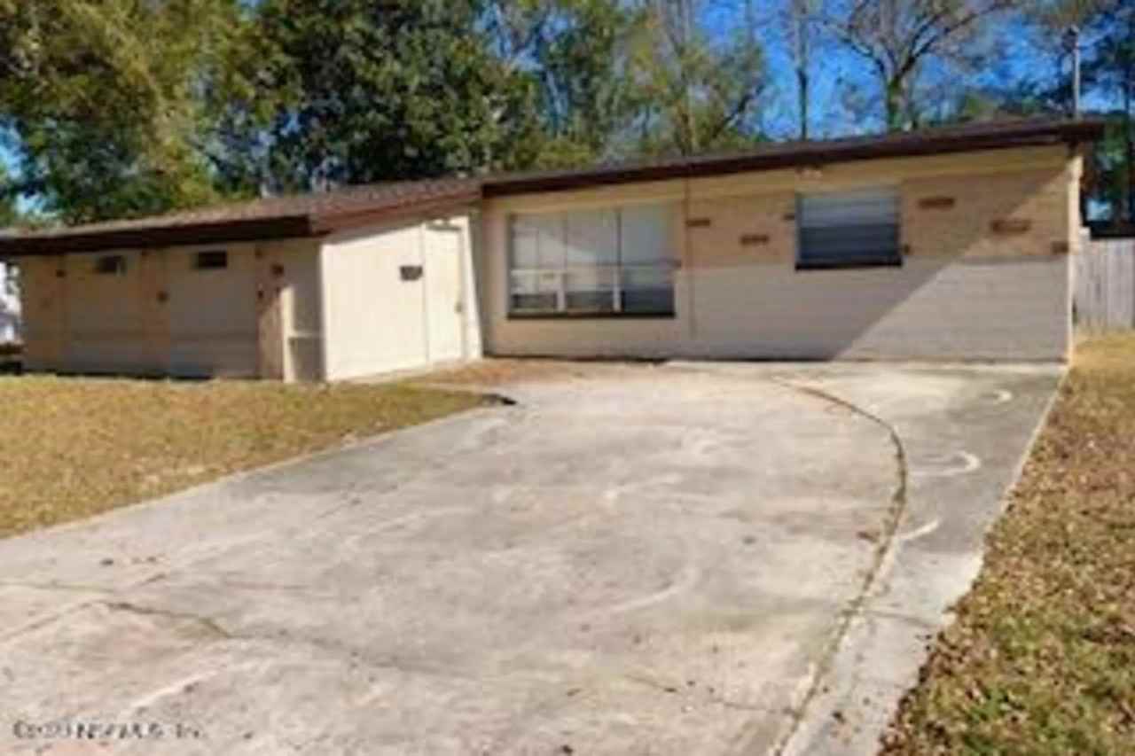 3019 Beachwood Blvd - Photo 2 of 50