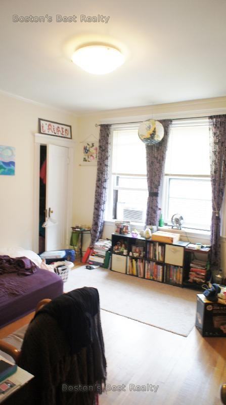 1986 Commonwealth Ave #8 - Photo 5 of 17