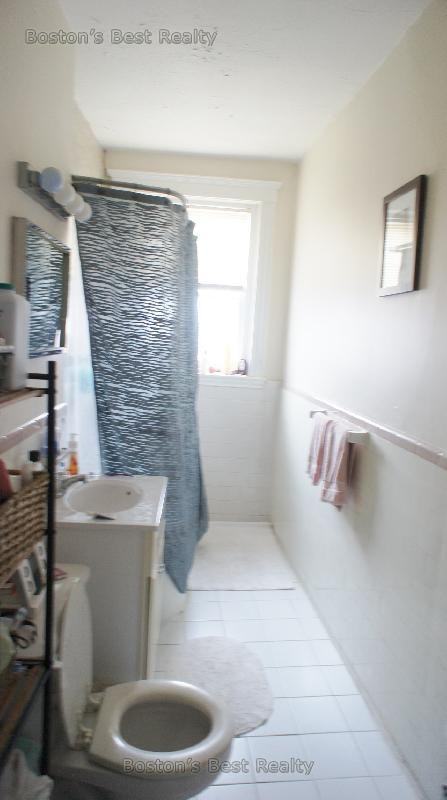 1986 Commonwealth Ave #8 - Photo 7 of 17