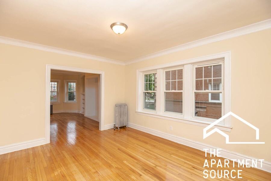 6839 21st St #1S - Photo 5 of 6