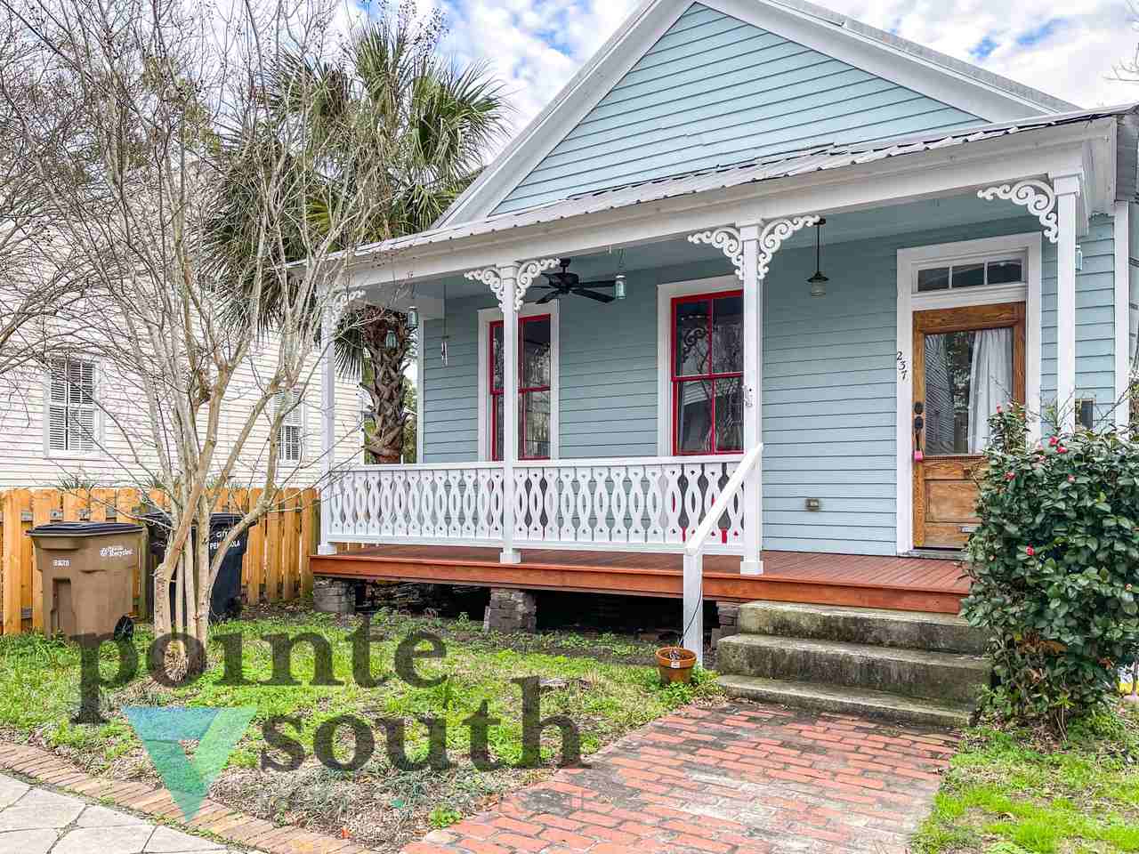 237 E Intendencia St - Photo 2 of 32