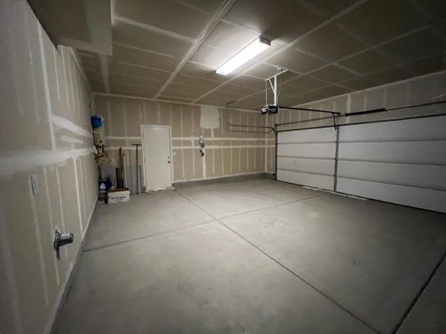 11090 Marymount Dr - Photo 2 of 42