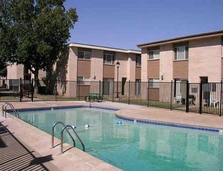 Bradford Glen Residences - Photo 3 of 6