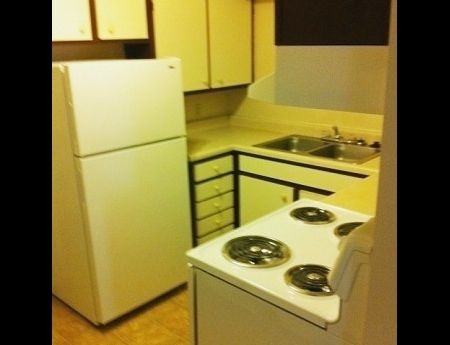 Bradford Glen Residences - Photo 2 of 6