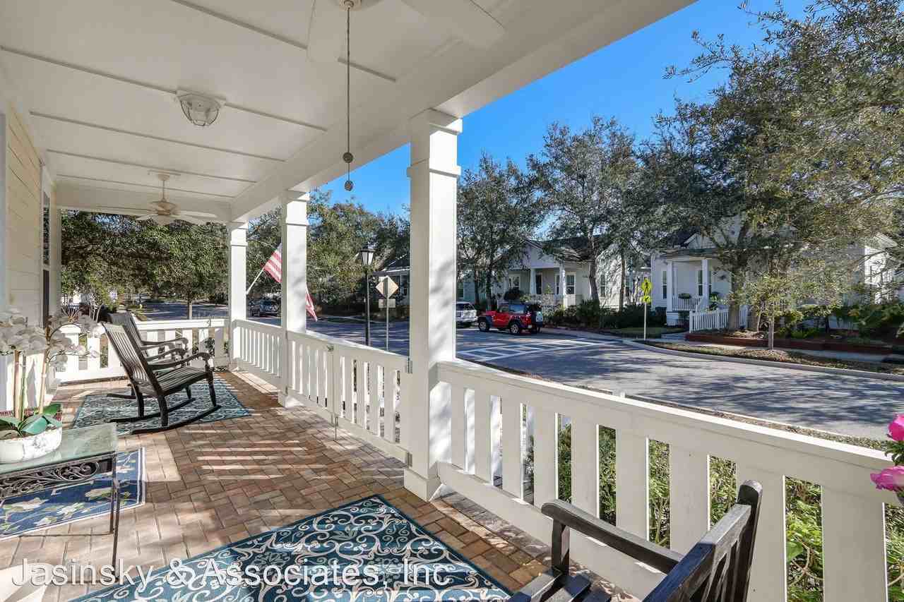 1761 S 15th St - Photo 2 of 50