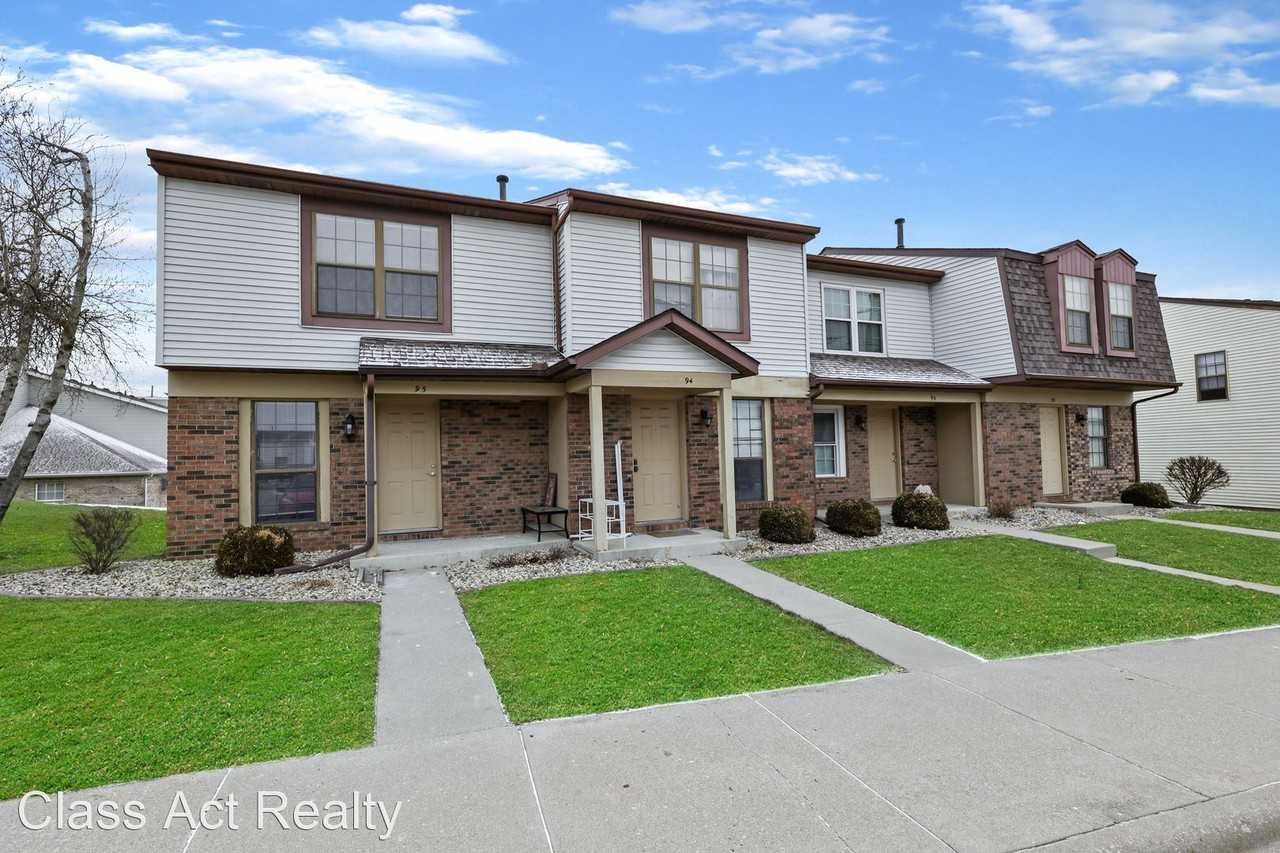 Large Townhouse - Photo 2 of 13