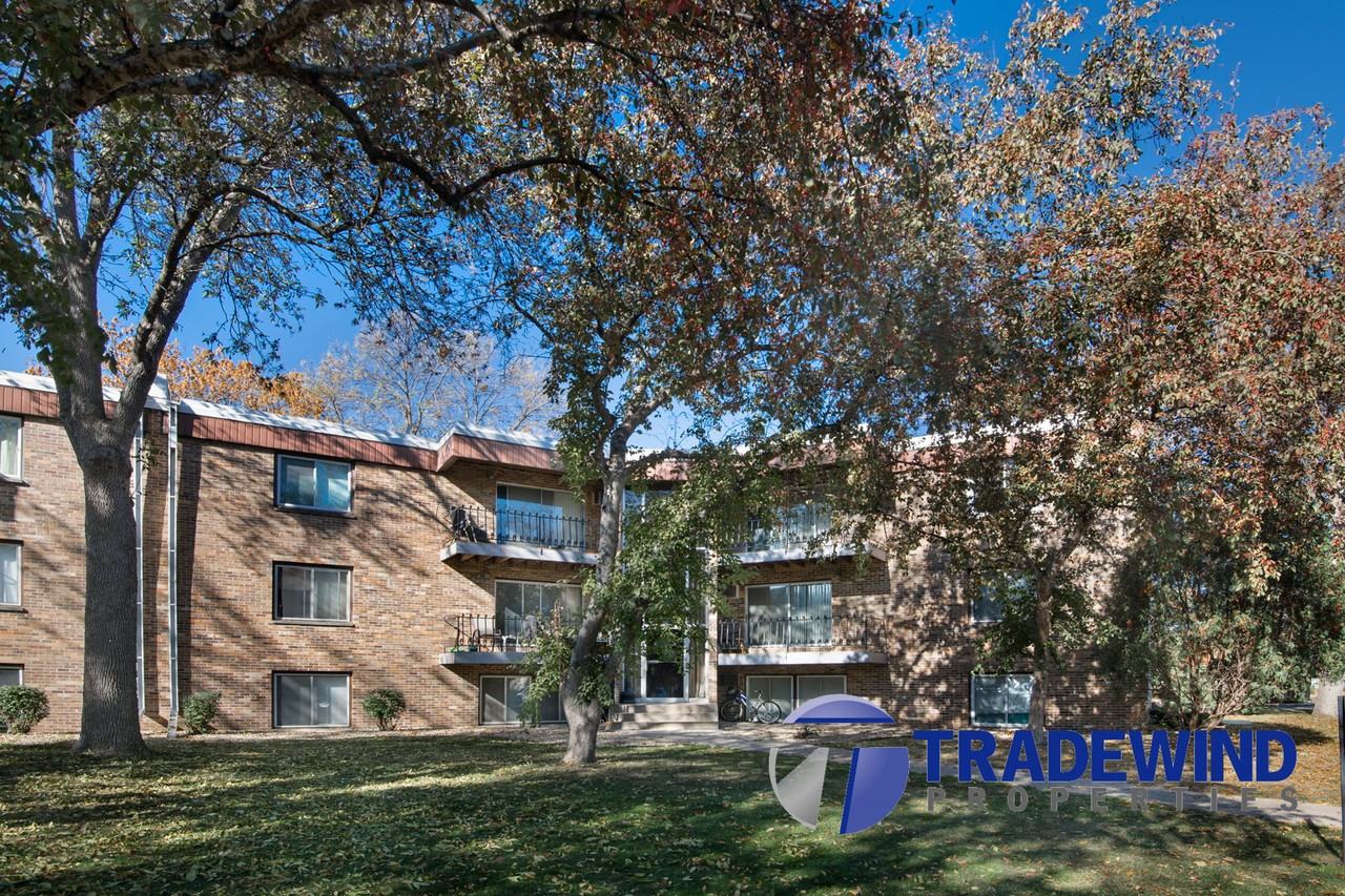 6015 West Broadway Avenue #304