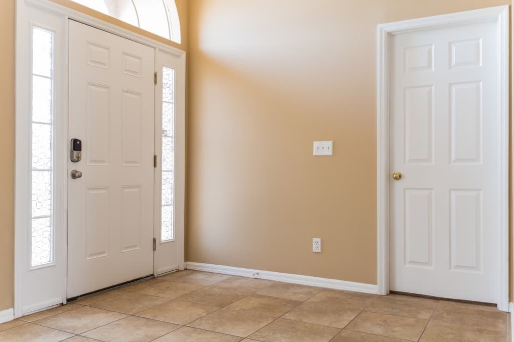 1110 Peregrine St - Photo 2 of 17