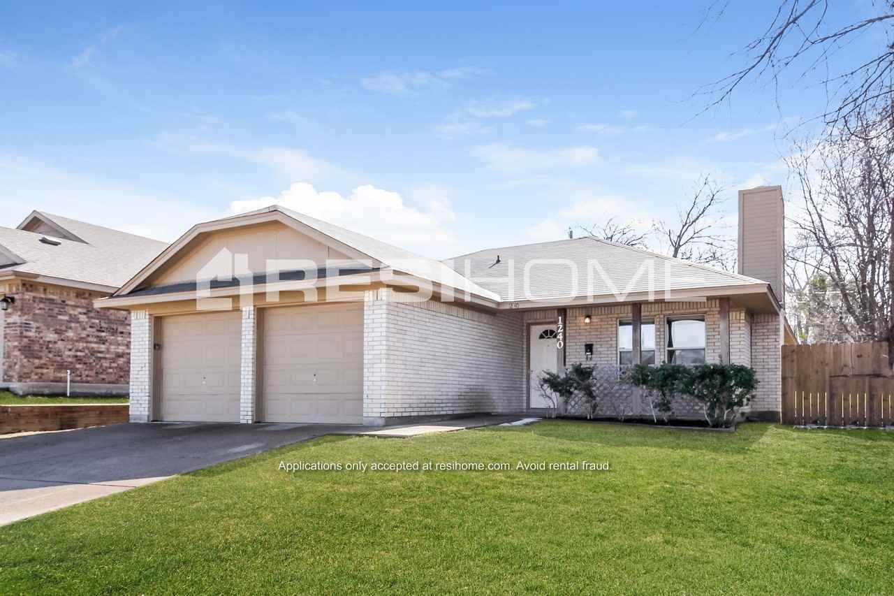 1240 E Powell Ave - Photo 3 of 18