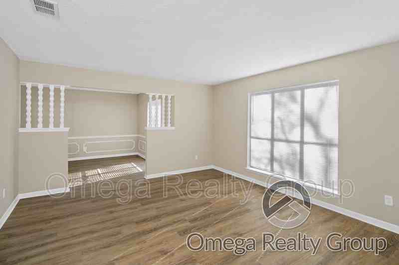 5451 Quail Run E - Photo 2 of 35