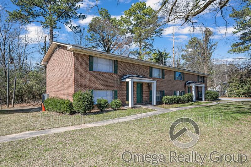 2150 20th St #1 - Photo 2 of 20