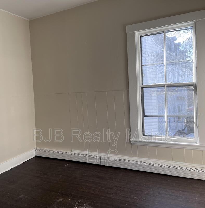 126 Emery St #2 - Photo 4 of 5