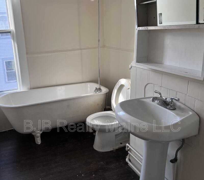 126 Emery St #2 - Photo 5 of 5