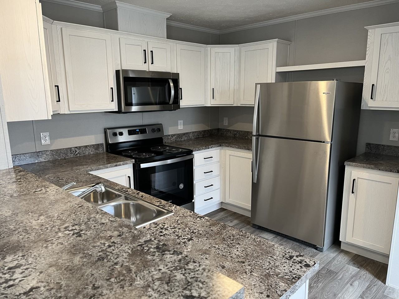 6610 Lear Nagle Rd #179 - Photo 5 of 30