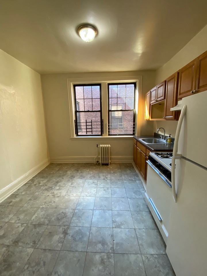 51 E Brinkerhoff AveApartment 16 #51-16 - Photo 2 of 8