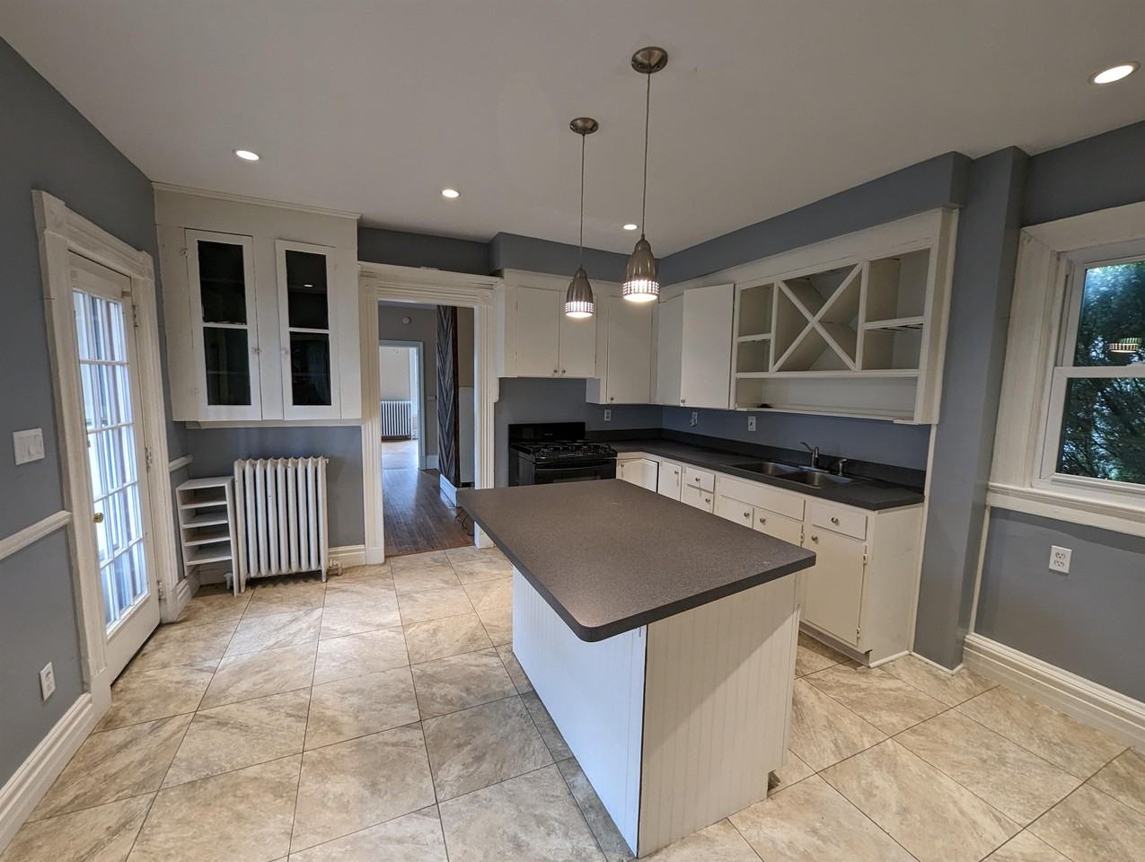 19 Edmonds St Lowr - Photo 2 of 12