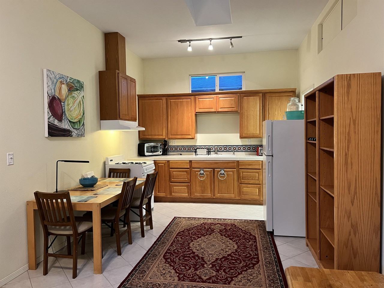 3901 Glenwood St #C - Photo 3 of 19