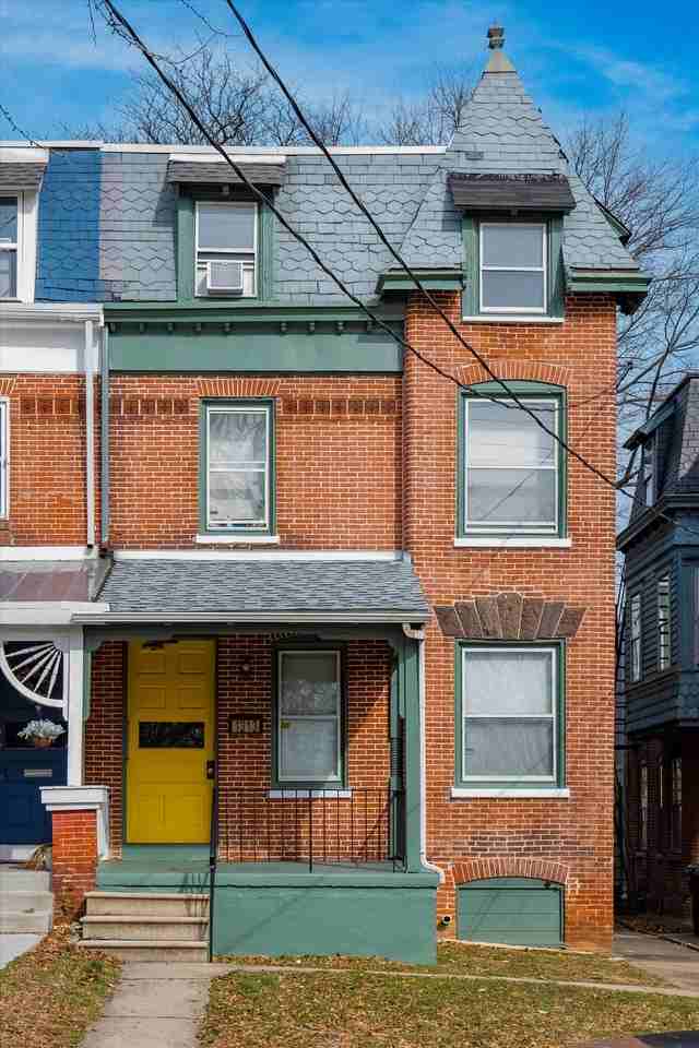 1313 W 8th St #3 - Photo 2 of 15