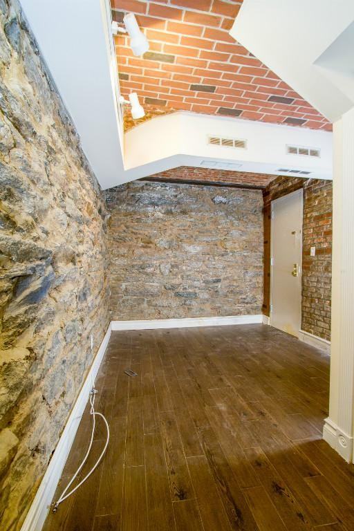 Mott St #3 - Photo 7 of 9