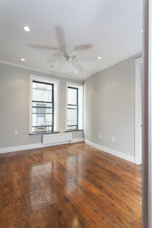 E 13th St #3H - Photo 5 of 7