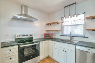 3036 Santa Monica Dr - Photo 1 of 1