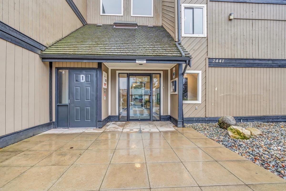 Cedar Green Apartments 2441 Countess St, Abbotsford, BC V2T 4G3 Zumper