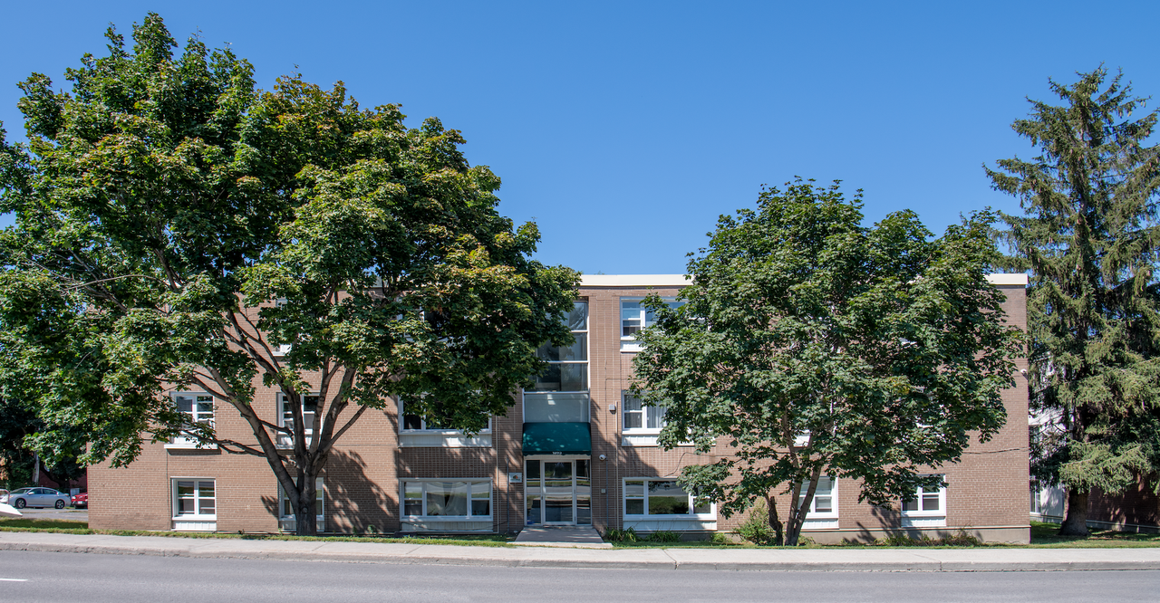 1893 Carling Avenue Apartments 1893 Carling Ave, Ottawa, ON K2A 1E6