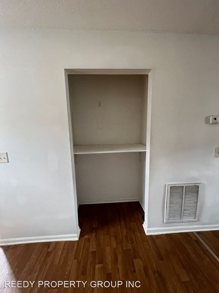 105 B Wylie Court - Photo 3 of 8