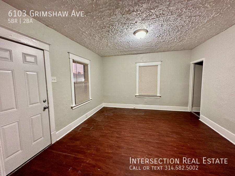 6103 Grimshaw Ave - Photo 2 of 21