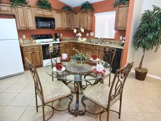 636 Ballyshannon Dr - Photo 3 of 18