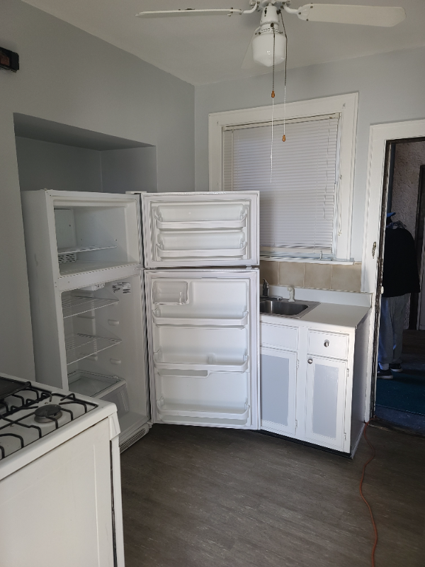 3230 Harlem Ave - Photo 3 of 7