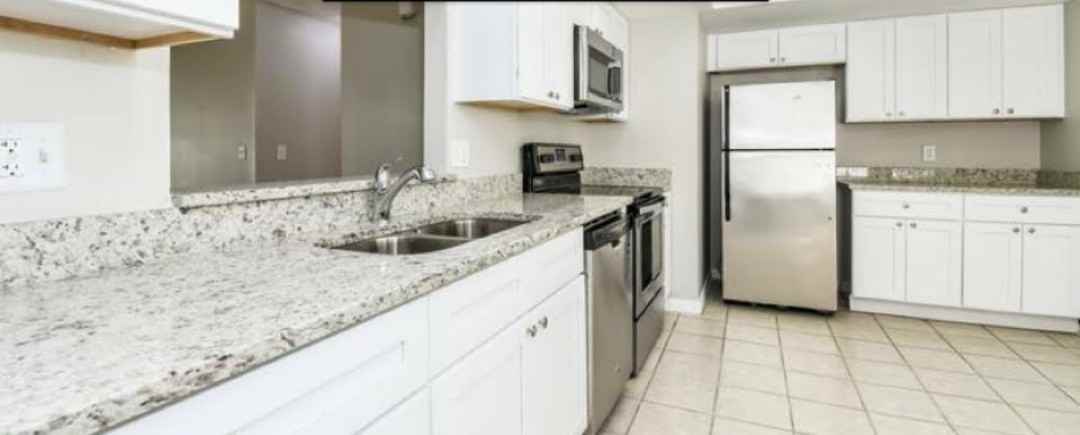 10519 Wyndcliff Dr - Photo 2 of 4