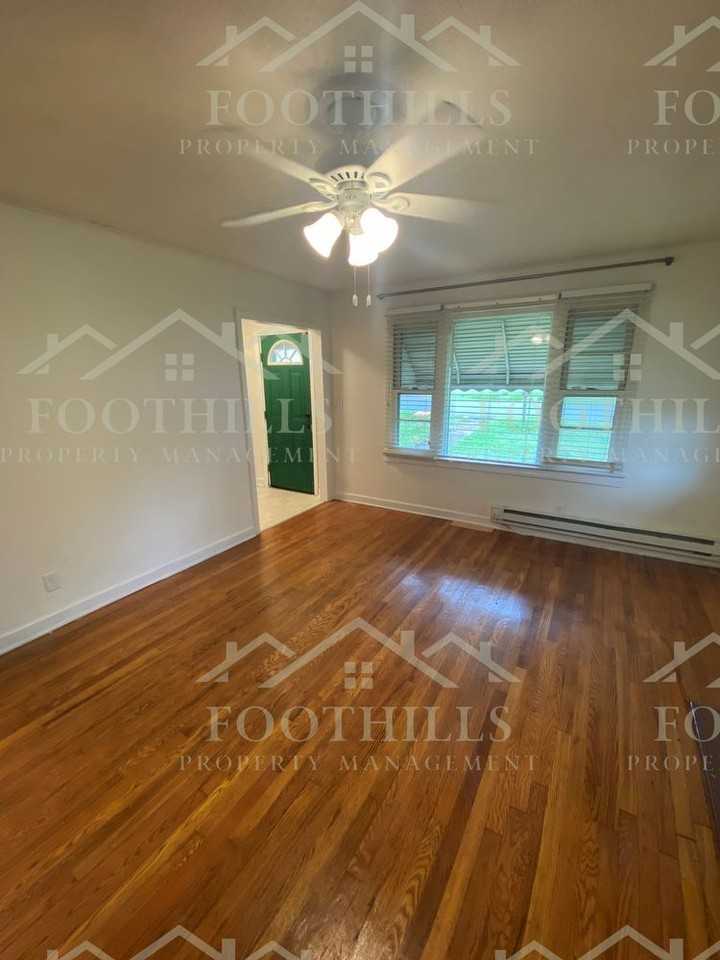 1306 Revere St - Photo 3 of 13