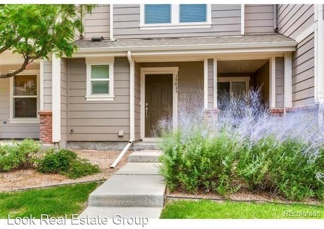 19043 E 58th Ave - Photo 2 of 12