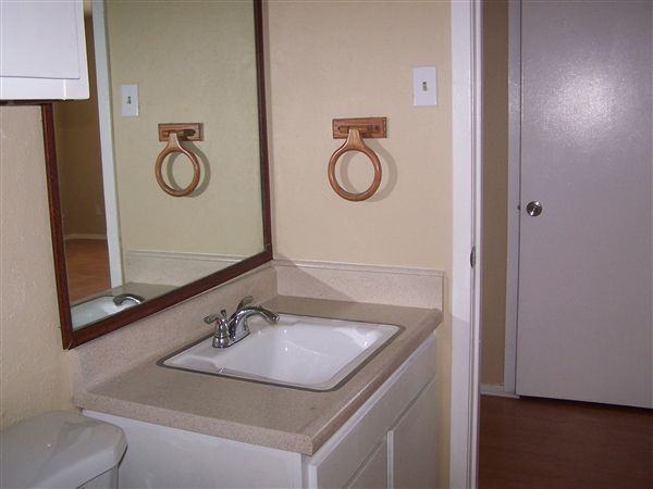 Victoria Apartments 401 Higgins St, Humble, TX 77338 Zumper