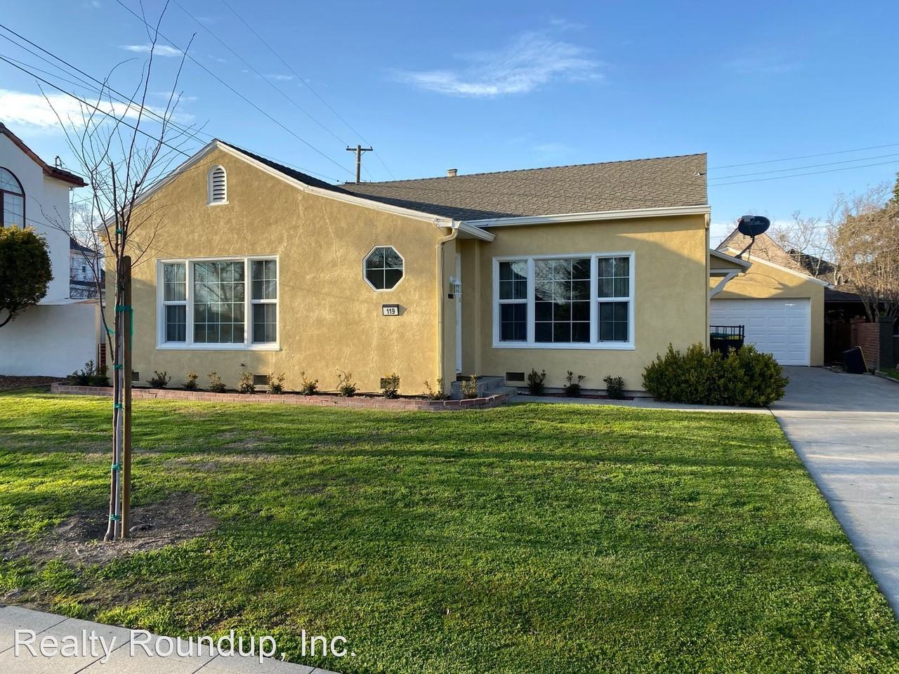 119 W Mariposa Ave, Stockton, CA 95204 2 Bedroom House for 2,200/month