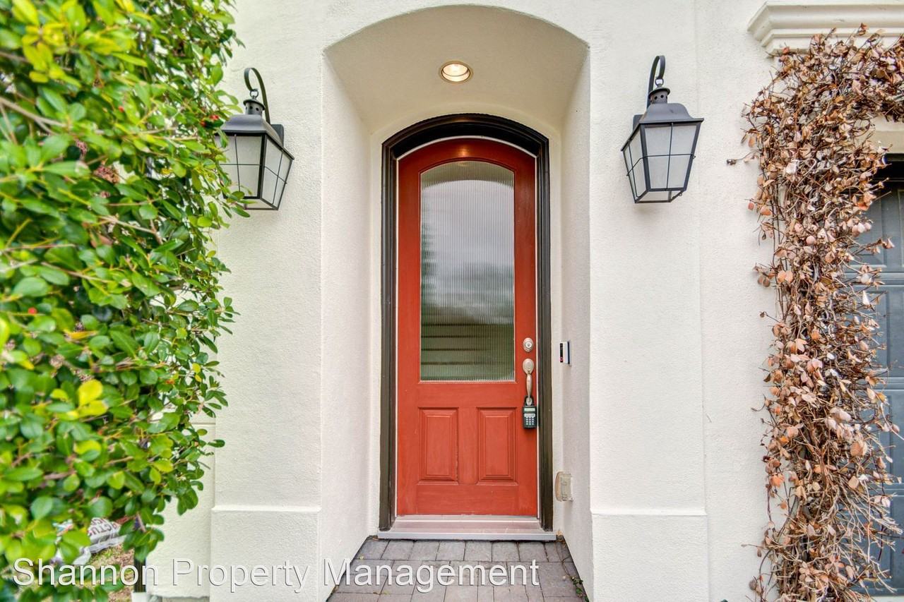 2122 Lakeshore Edge Dr - Photo 3 of 27