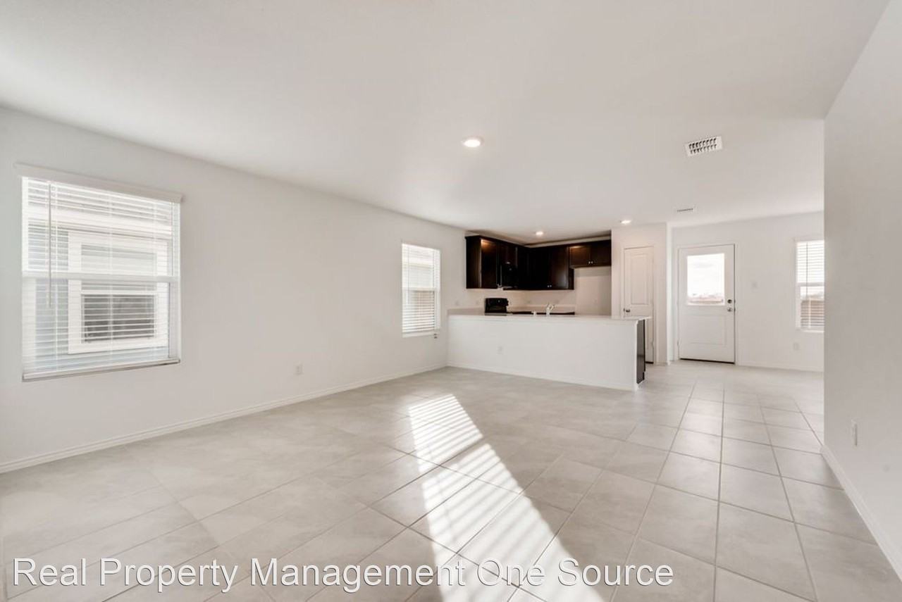 5532 Timber Point Dr - Photo 2 of 31
