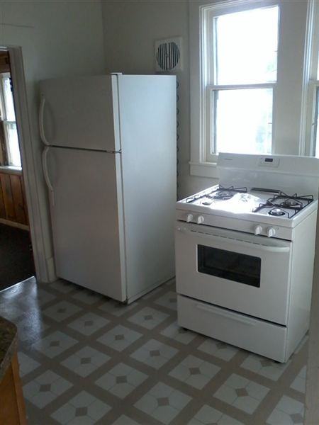 1340 Rathbone St SW - Photo 3 of 8