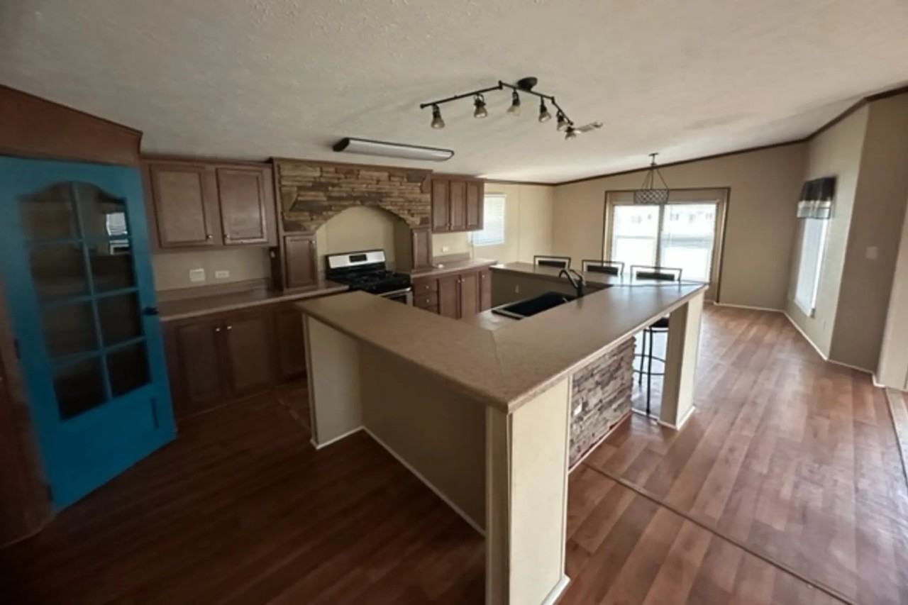 19955 County Road 452 - Photo 3 of 11