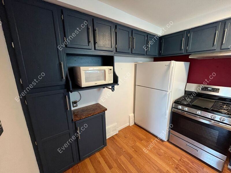 13323 Walnut St - Photo 2 of 21