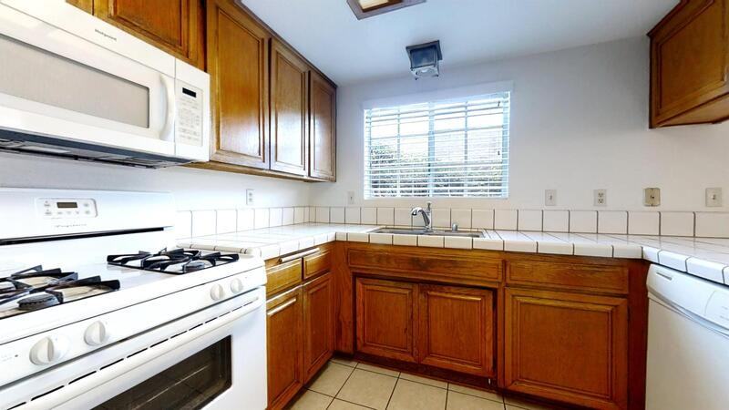 14729 Condon Ave - Photo 2 of 22