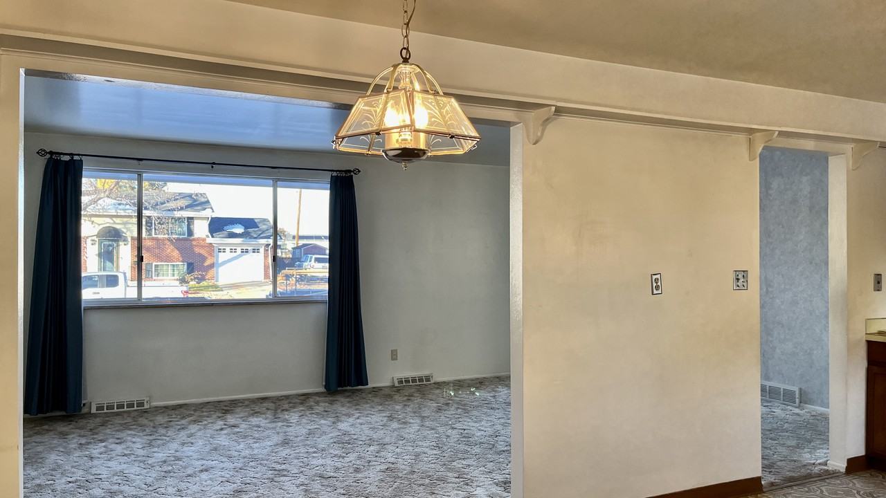 7464 W Louisiana Ave - Photo 2 of 25