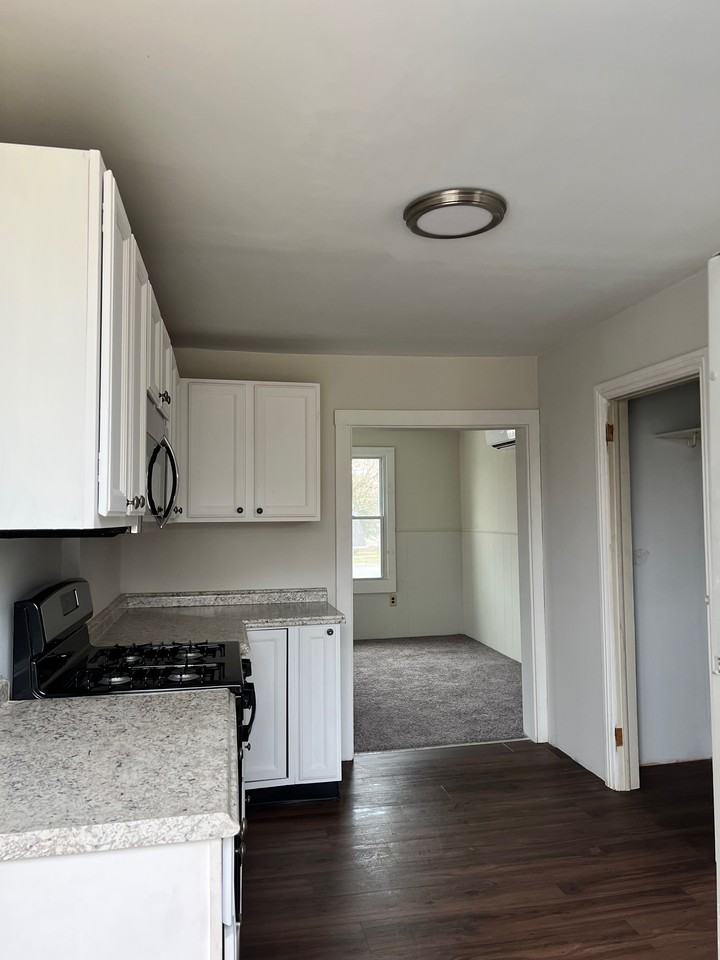 265 Mackall St #C - Photo 4 of 11