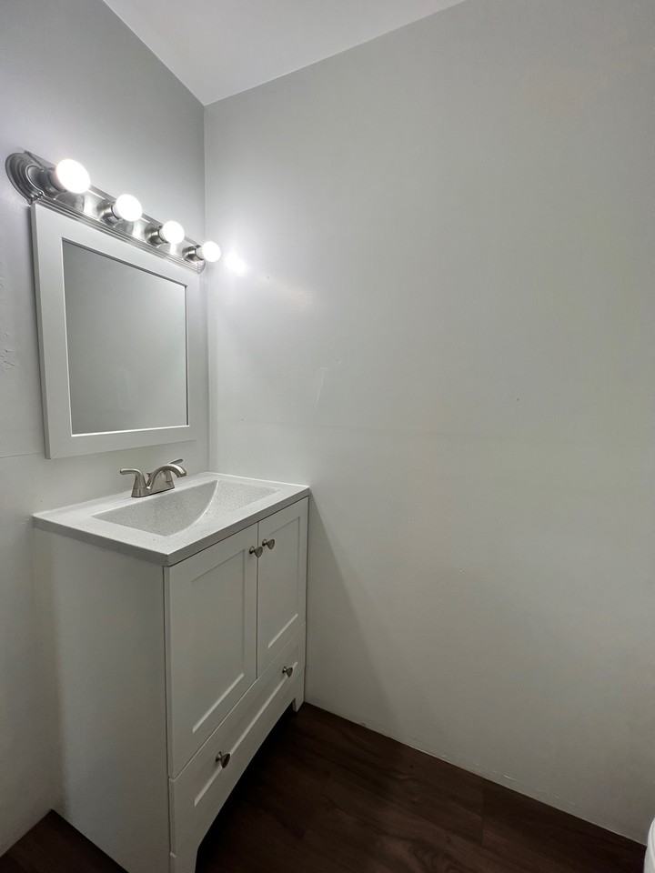 265 Mackall St #C - Photo 7 of 11