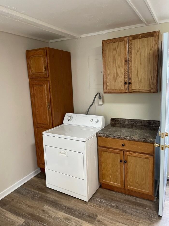 1507 N Forest Dr #1 - Photo 2 of 8