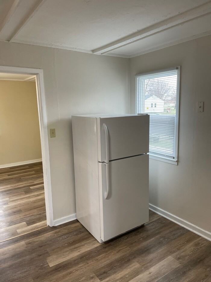 1507 N Forest Dr #1 - Photo 3 of 8