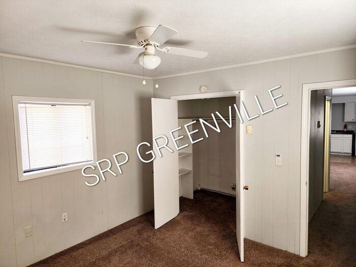 226 Henderson Cir #65 - Photo 3 of 11