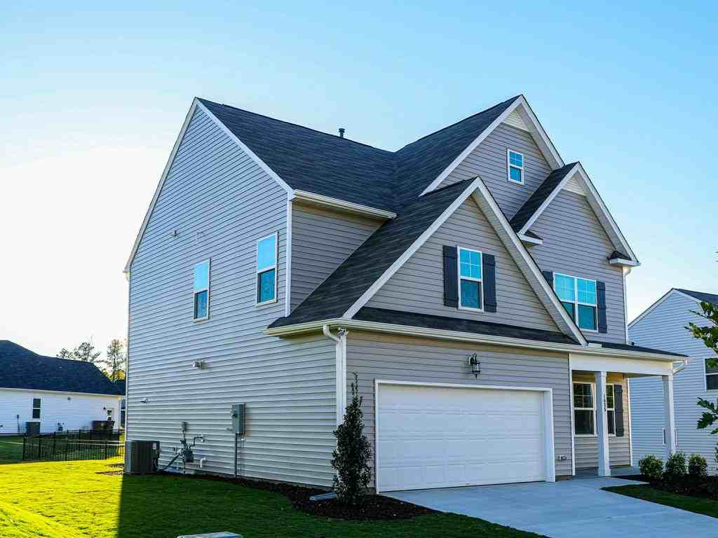 1035 Gallivant Way - Photo 2 of 27
